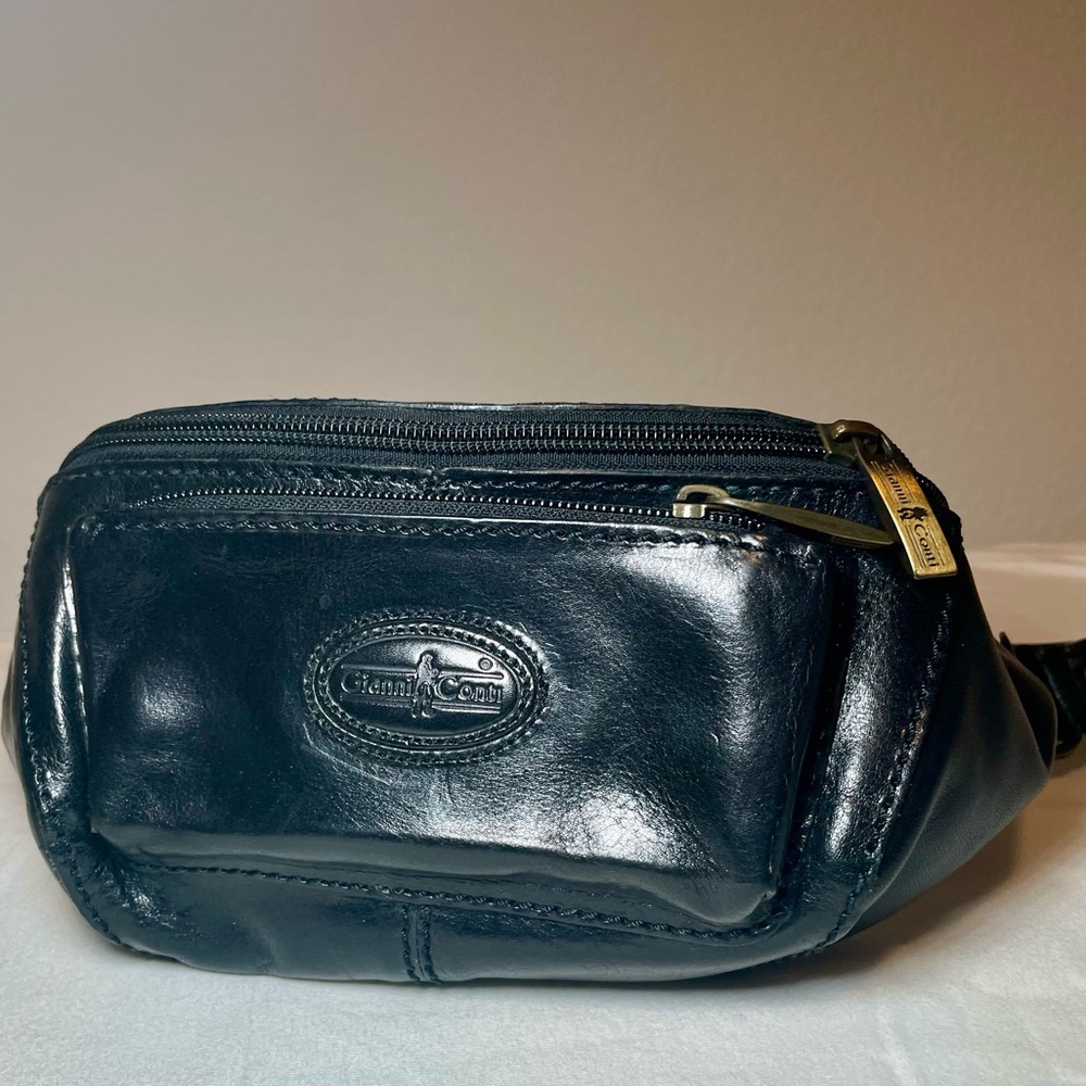 Black Leather Crossover Body Bag by Gianni Conti NWOB